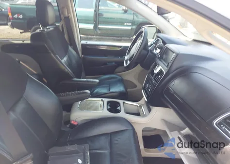 2016 Chrysler Town & Country Limited Platinum from USA, damaged, VIN 2C4RC1GG3GR222166